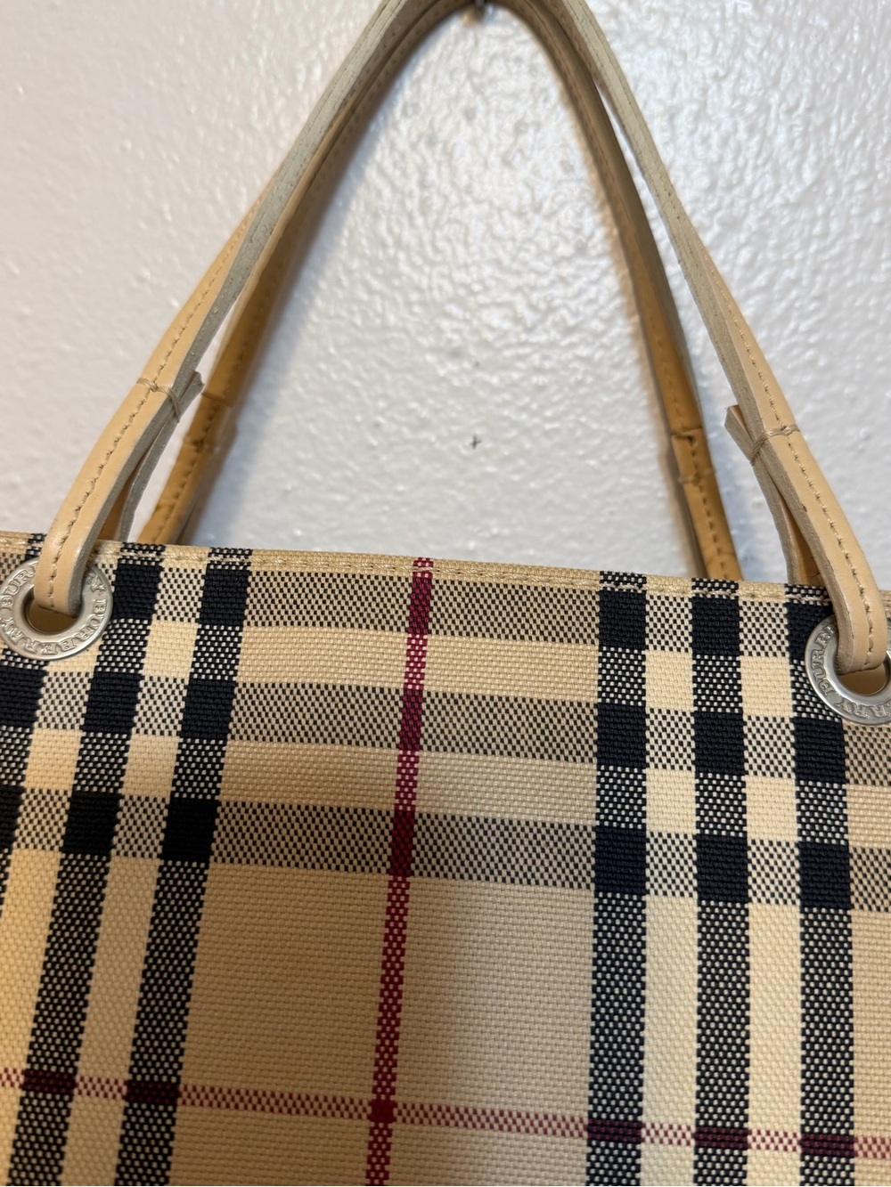 Burberry NOVA CHECK Plaid Canvas Tote with Tan Leather Trim Made in Italy - Picture 10 of 16